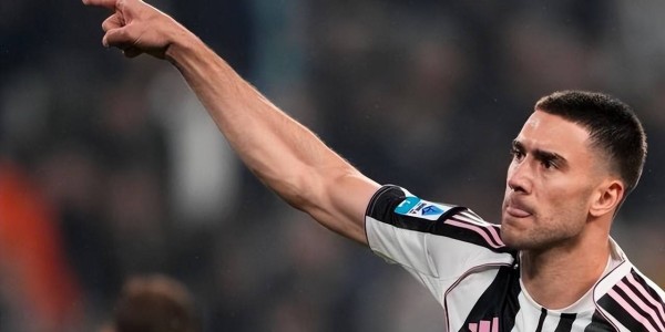 两粒点球！一场3-1让意甲豪强终结8场不胜，换帅效果立竿见影