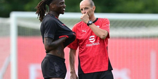 一日意甲动向：阿莱格里再次把莱奥顶到锋线，博尼继续搭档劳塔罗