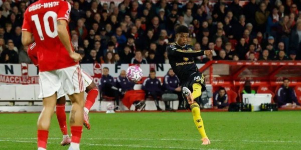 曼联2-2险平连胜终结！阵容两弱点暴露，阿莫林想争四1月必须买人